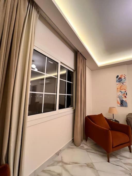 White Palace Served 21 Cairo